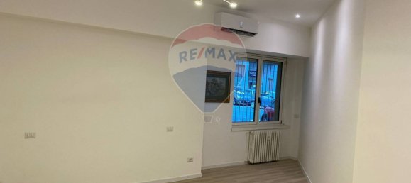 104m² Office in Milan, Italy No. 304300 11