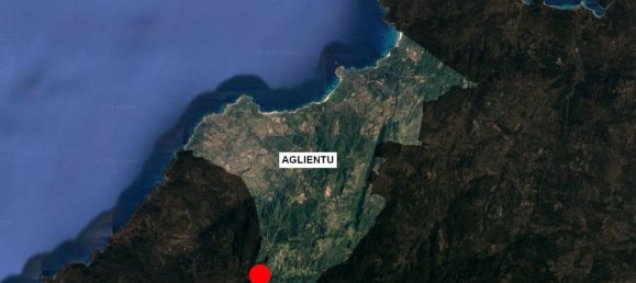 Terrain à Aglientu, Italy No. 371998 10