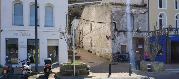 226m² Townhouse in Mahon, Spain No. 1105 2