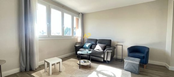 Квартира с 2 спальнями в Ла-Фретт-сюр-Сен, Франция № 300604 2