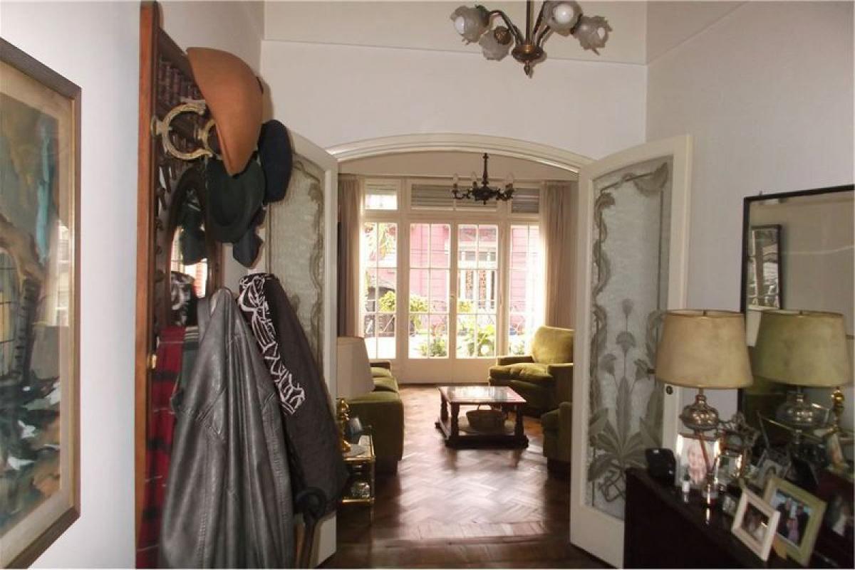 4 bedrooms Apartment in Buenos Aires, Argentina No. 73184