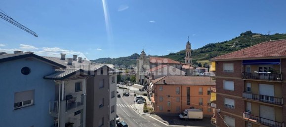1 bedroom Apartment in Santo Stefano Belbo, Italy No. 305373 16