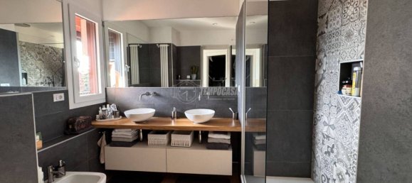 2 chambres Appartement à Basiglio, Italy No. 121249 23