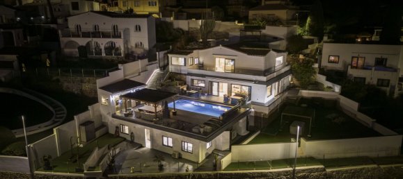 Villa de 6 dormitorios en Benalmádena, Spain No. 40684 9