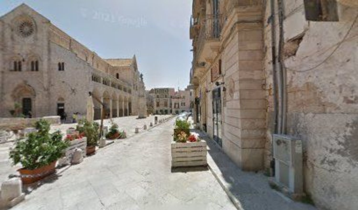 3 rooms Apartment in Bitonto, Italy No. 270408