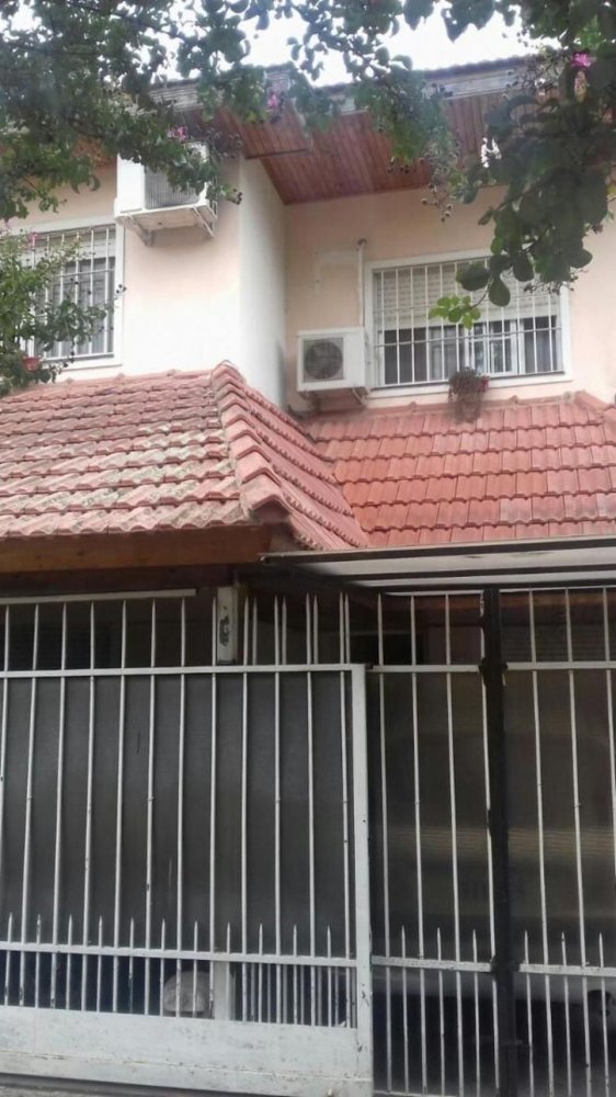 4 Schlafzimmer Haus in Almirante Brown, Argentina, Nr. 67205