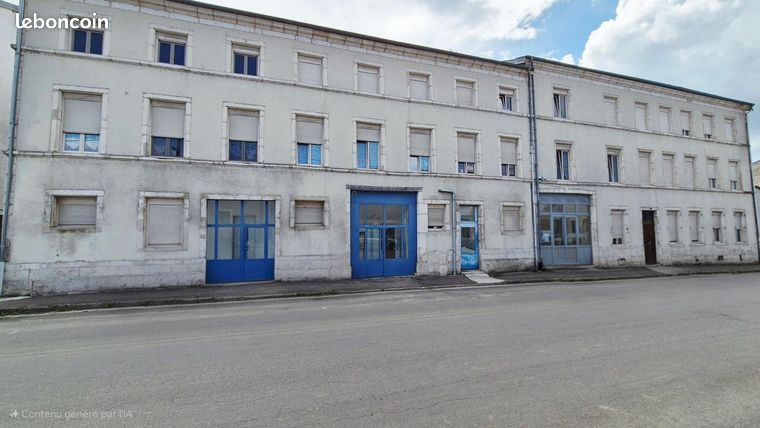 20 chambres Appartement à Void-Vacon, France No. 307875