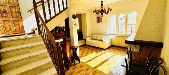 5 rooms Apartment in Genoa, Italy No. 29598 7