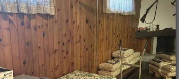 16 rooms Villa in Erba, Italy No. 3271 7