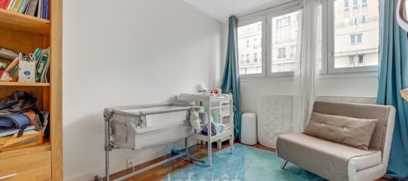 3 bedrooms Apartment in Clichy, France No. 184183 9