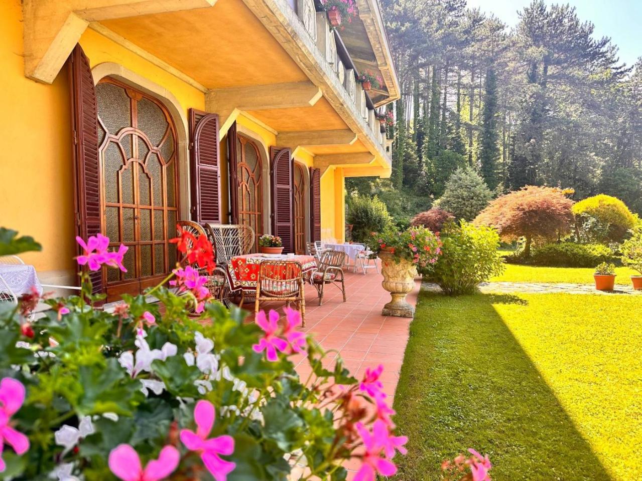 17 rooms Villa in Arezzo, Italy No. 71565