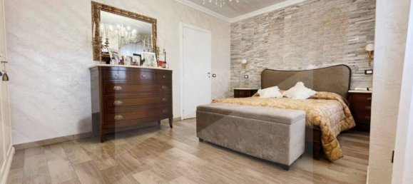 4 rooms Apartment in Rome, Italy No. 19917 14