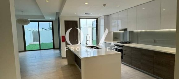 Adosado de 2 dormitorios en Yas Island, UAE No. 23680 11