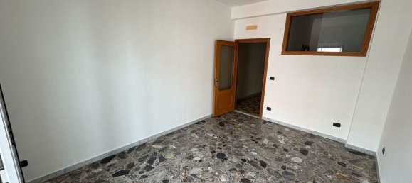 3 rooms Apartment in Barletta, Italy No. 17125 22