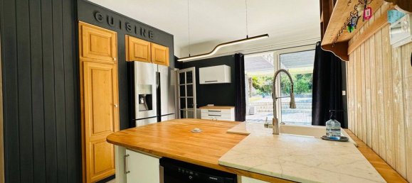 Casa de 6 dormitorios en Montbazon, France No. 260058 7