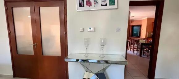 5 bedrooms Villa in Kato Polemidia, Cyprus No. 5089 4