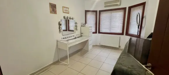 5 bedrooms Villa in Kato Polemidia, Cyprus No. 5089 18