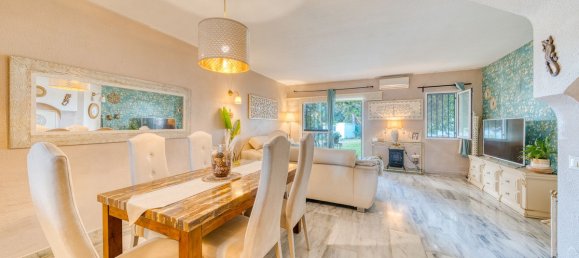 3 bedrooms Villa in Estepona, Spain No. 54450 4