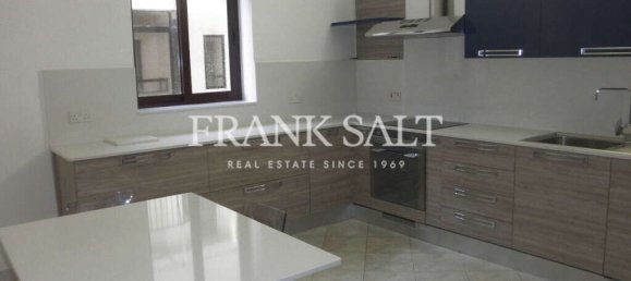 4 bedrooms Apartment in Sliema, Malta No. 8573 6