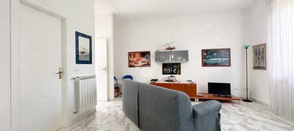2 Schlafzimmer Wohnung in Carrara, Italy, Nr. 269049 26