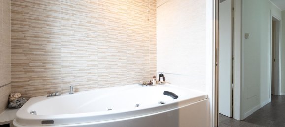 4 rooms Penthouse in Mariano Comense, Italy No. 162591 21