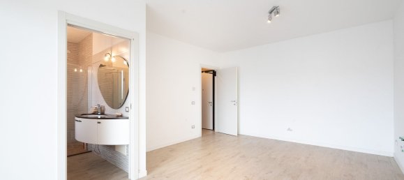 4 rooms Penthouse in Mariano Comense, Italy No. 162591 38