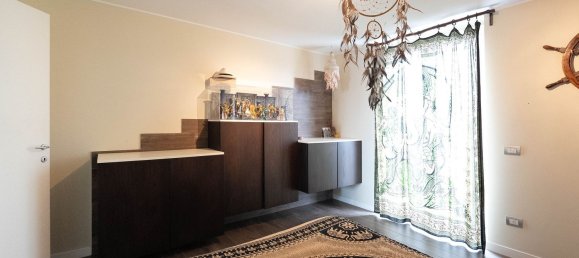 4 rooms Penthouse in Mariano Comense, Italy No. 162591 11