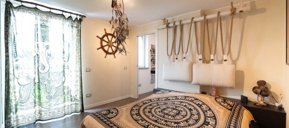 4 rooms Penthouse in Mariano Comense, Italy No. 162591 14