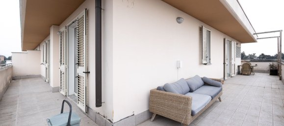 4 rooms Penthouse in Mariano Comense, Italy No. 162591 9