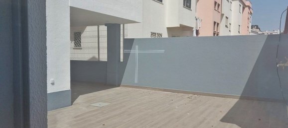 5 bedrooms House in Costa da Caparica, Portugal No. 99928 32