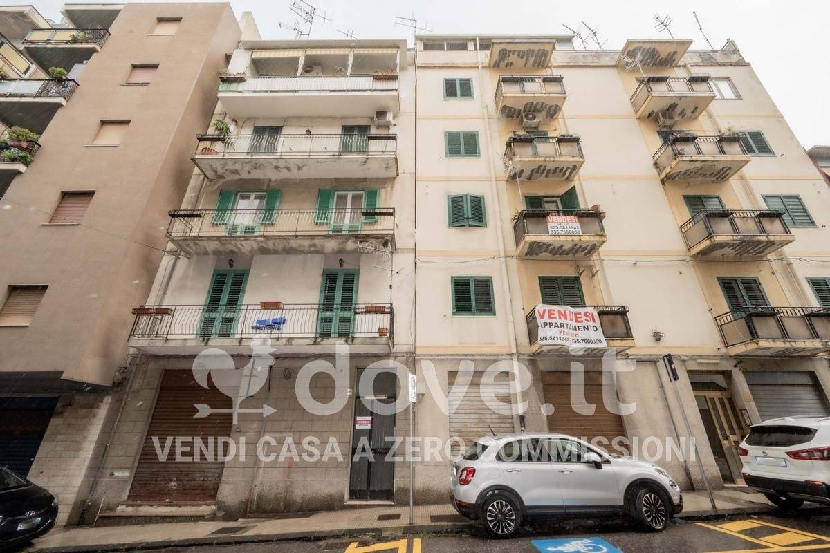 Apartamento de 2 dormitorios en Messina, Italy No. 307987
