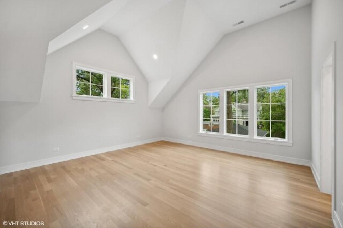 4 bedrooms House in Wilmette, USA No. 384335