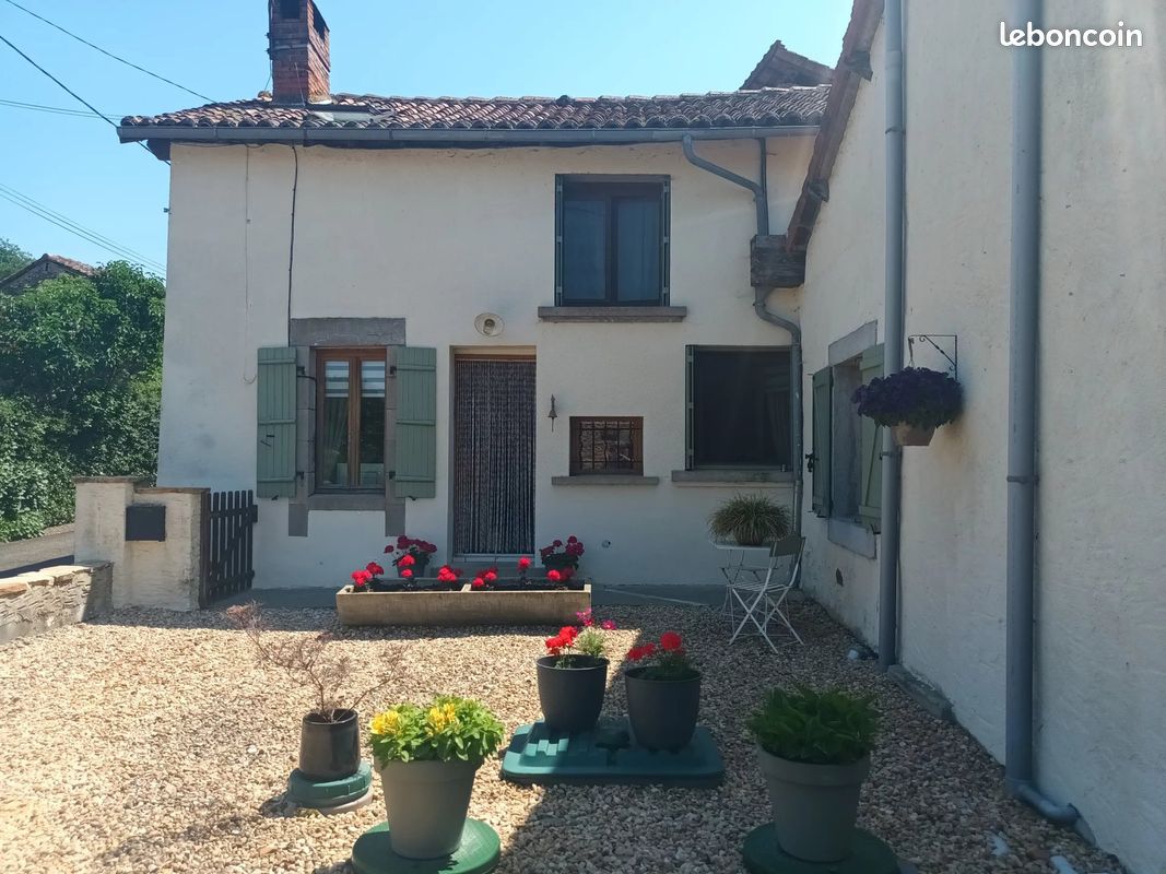 2 Schlafzimmer Haus in Chabanais, France, Nr. 338949