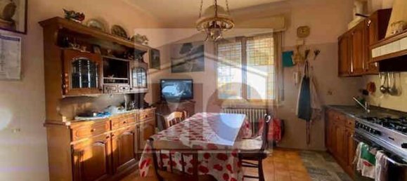 4 rooms Apartment in Rubiera, Italy No. 20433 7