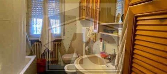 4 rooms Apartment in Rubiera, Italy No. 20433 14