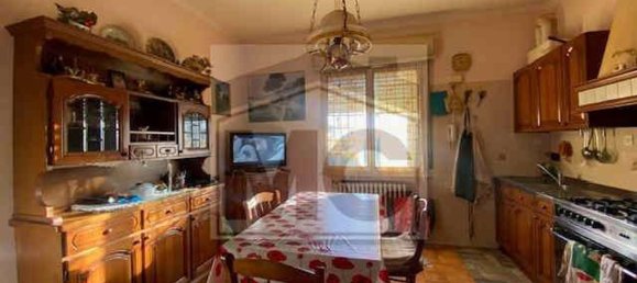 4 rooms Apartment in Rubiera, Italy No. 20433 6
