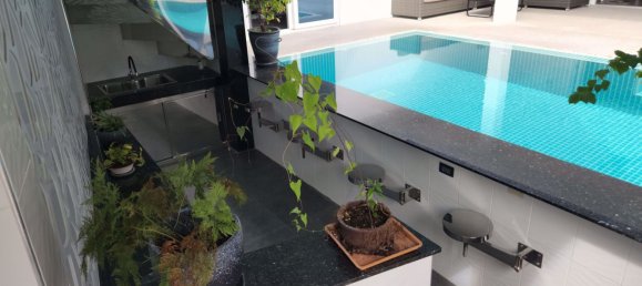 5 bedrooms Cafe / restaurant in Pattaya, Thailand No. 4935 30