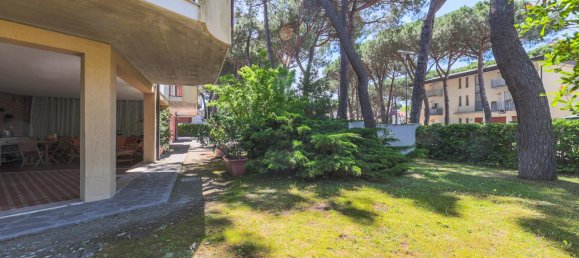 Apartamento de 3 habitaciónes en Cervia, Italy No. 19718 20