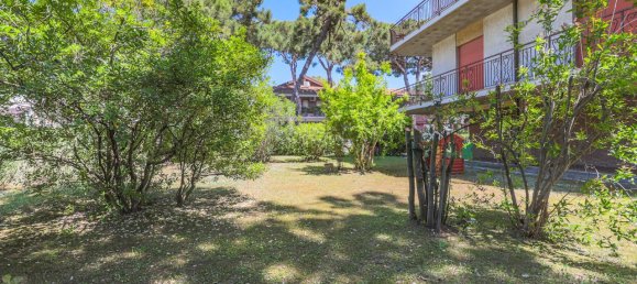 Apartamento de 3 habitaciónes en Cervia, Italy No. 19718 19