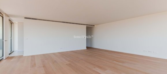 4 bedrooms Apartment in Lisbon, Portugal No. 122038 5