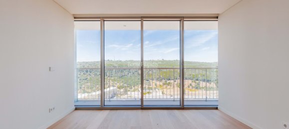 4 bedrooms Apartment in Lisbon, Portugal No. 122038 36