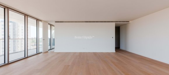 4 bedrooms Apartment in Lisbon, Portugal No. 122038 6