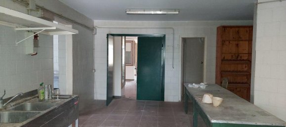 Здание с 18 спальнями в Монте Сан Джованни Кампано, Италия № 51592 7