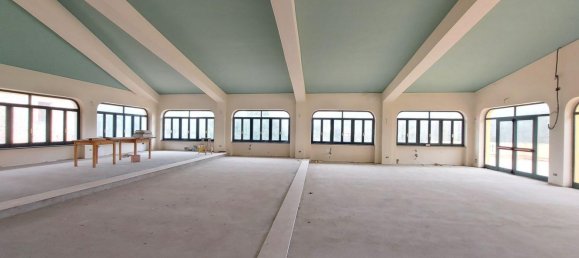 Здание с 18 спальнями в Монте Сан Джованни Кампано, Италия № 51592 31