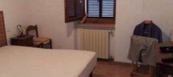 2 rooms Apartment in Sellano, Italy No. 305353 7