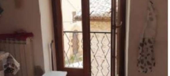 2 rooms Apartment in Sellano, Italy No. 305353 6