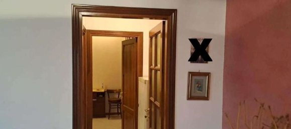 4 rooms Apartment in Prato, Italy No. 279418 5