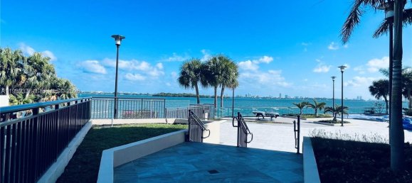 1 dormitorio propiedad comercial en alquiler en Miami, Miami-Dade, Florida, USA № 615353 25