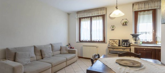 2 bedrooms Apartment in Signa, Italy No. 328757 10
