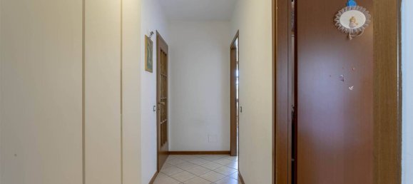 2 bedrooms Apartment in Signa, Italy No. 328757 14